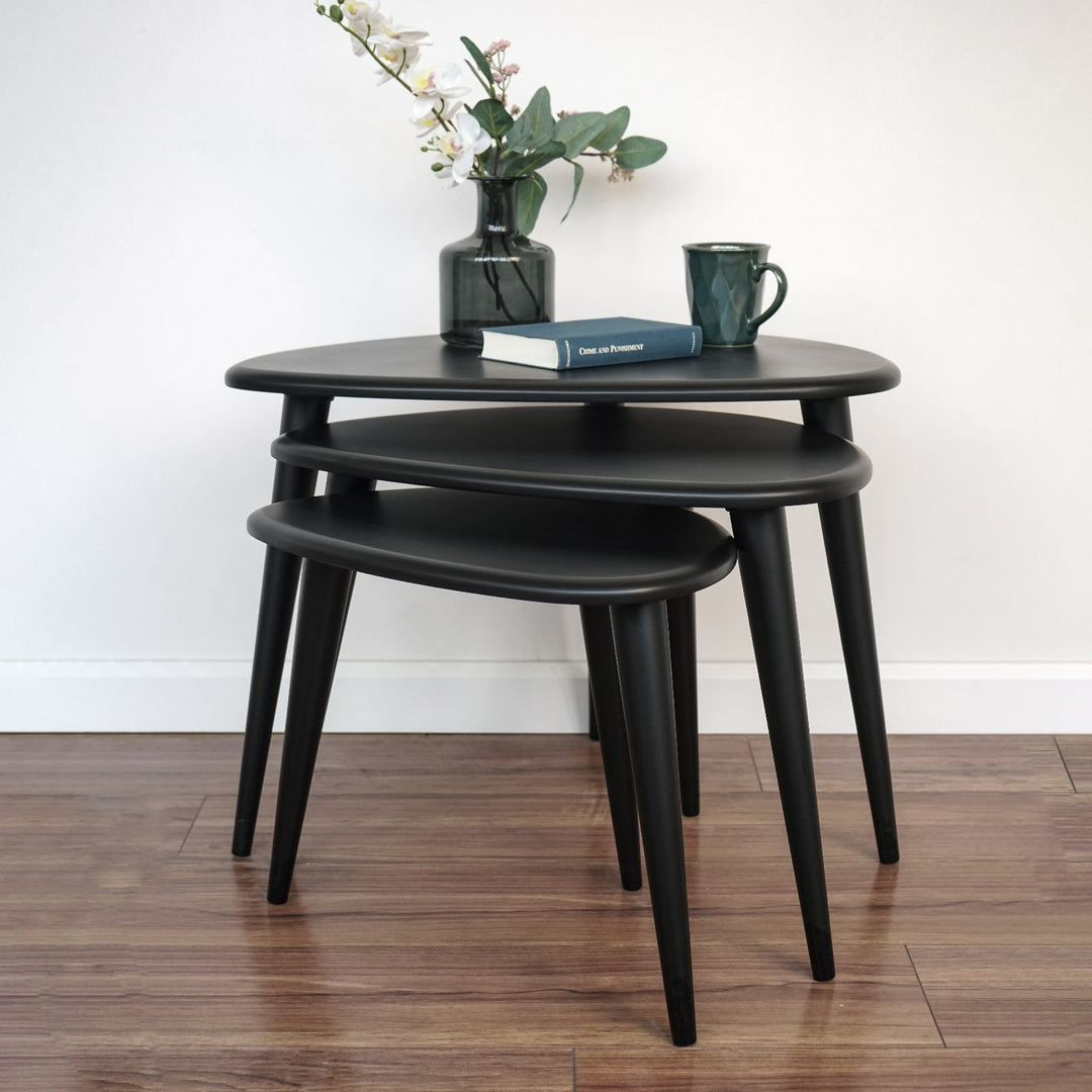 minimalist-design-matte-black-nesting-table-set-ercol-style-mid-century-upphomestore