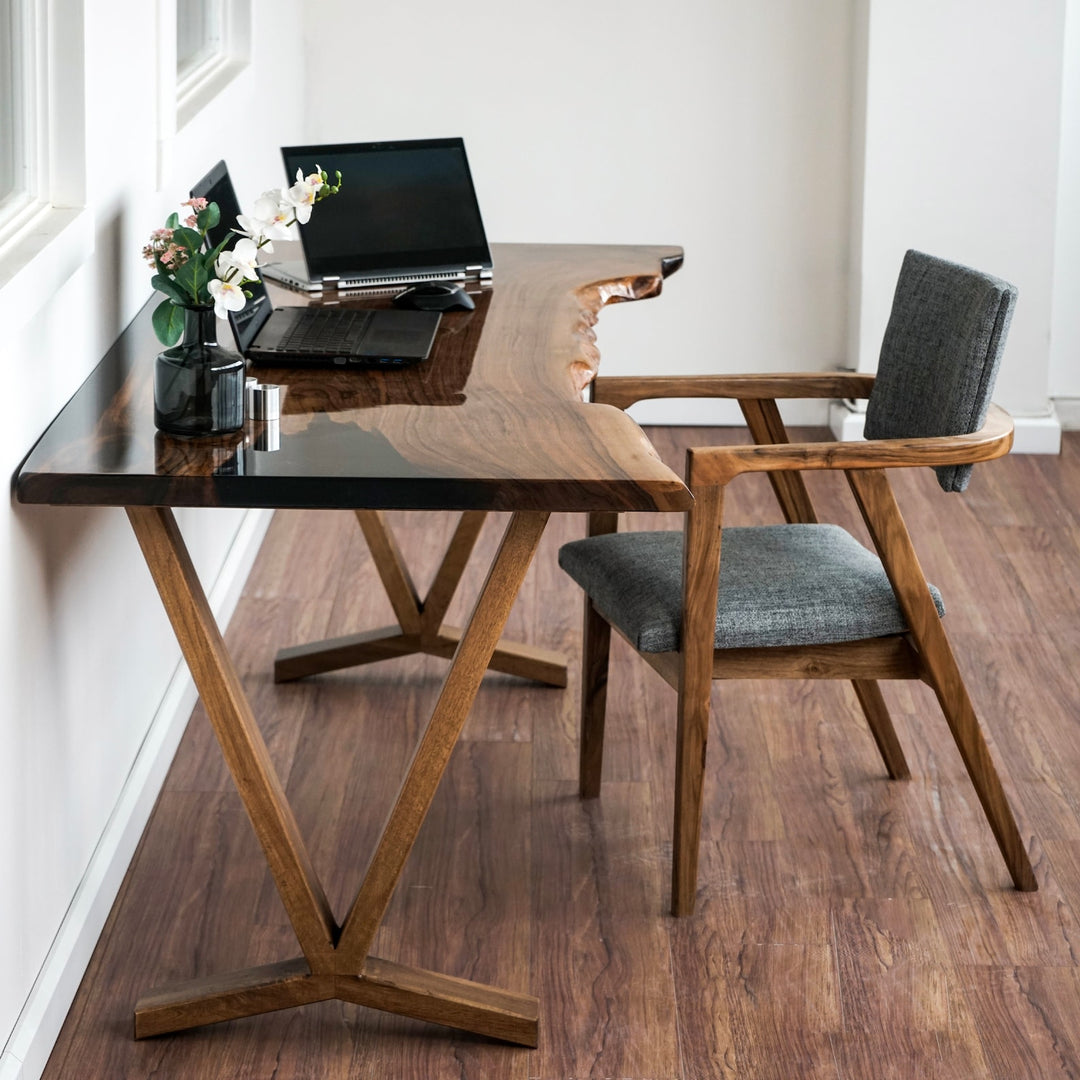 unique-live-edge-designs-for-contemporary-office-spaces-computer-desk-live-edge-office-table-resin-work-desk-walnut-office-desk-upphomestore