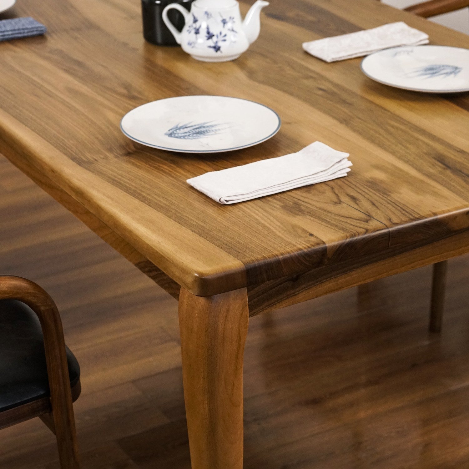 Wooden Dining Tables & Farmhouse Kitchen Table