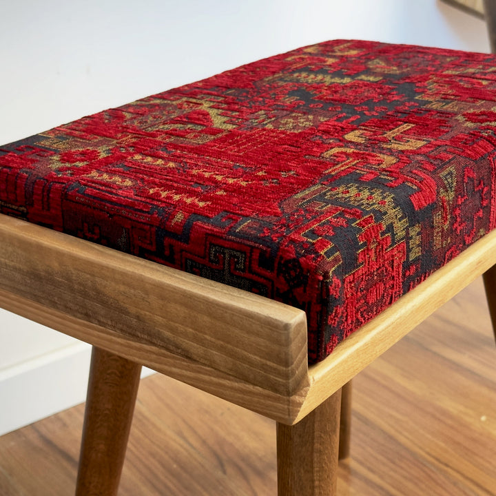 makeup-vanity-bench-red-rug-modern-vanity-stools-sophisticated-touch-to-beauty-routines-upphomestore