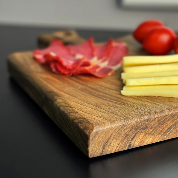 walnut-chopping-board-solid-wood-cutting-boards-handcrafted-quality-upphomestore