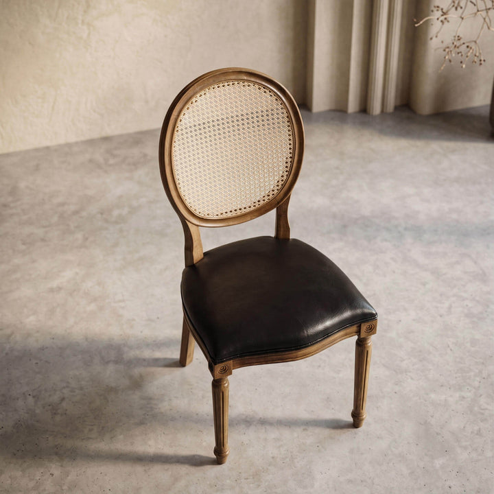 Classic Louis-style medallion beech chair with traditionally carved wooden legs and a refined frame structure.